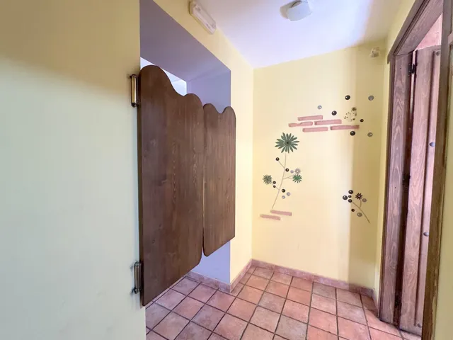 Bar reformado, con licencia de pub, San Pedro del Arroyo — 10