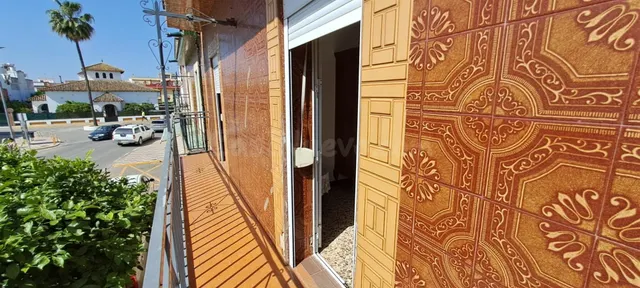 Amplia vivienda con terrazas y azotea privada en Brenes, a solo 20 minutos de Sevilla!! — 4