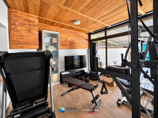 Piso con gran patio privado, terraza, parking y trastero en Tossa de Mar — 23