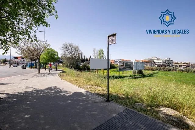 ¡Gran oportunidad en Maracena, Granada! Parcela con parte urbana y parte rústica. — 15