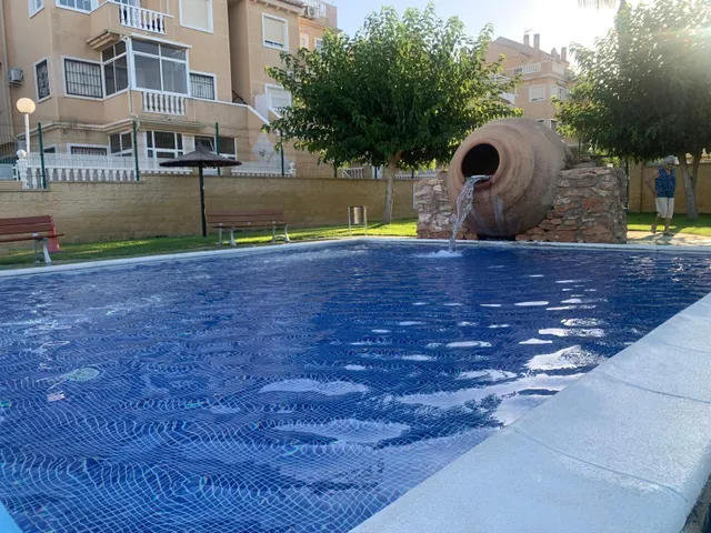 Vive el Mediterráneo desde las alturas en Pueblo Marino, Torrevieja — 14