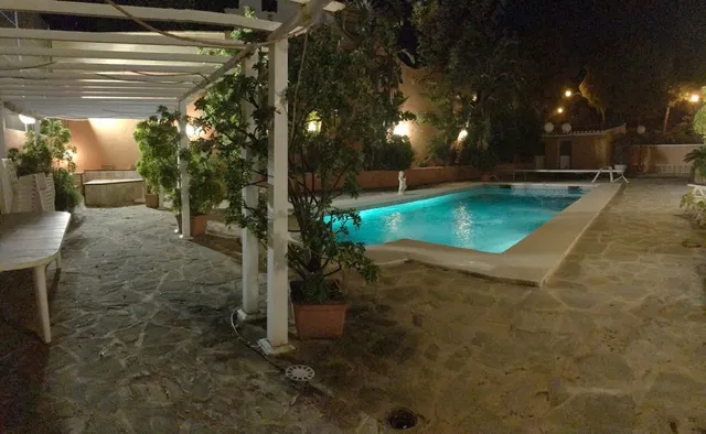 Impresionante chalet en el centro de Benalmadena — 12