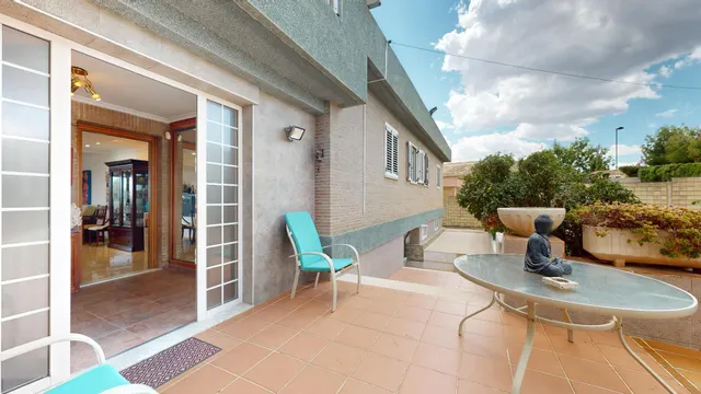 CHALET INDEPENDIENTE EN EL VEDAT DE TORRENT — 8