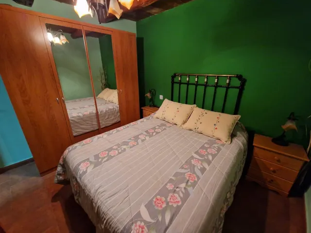 SE VENDE CASA EN MORILA DE LOS OTEROS, PARCELA CON 553 M2, PARA ENTRAR A VIVIR. — 12
