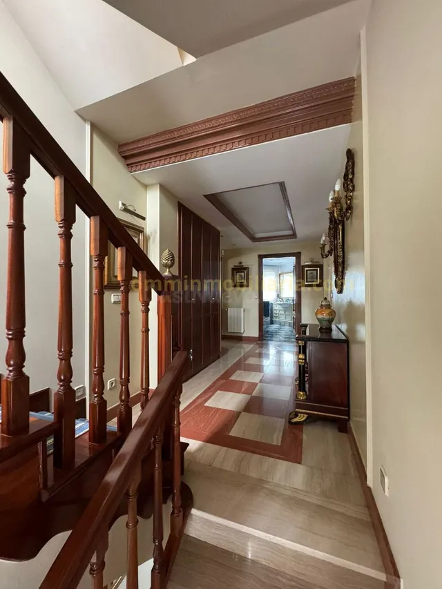 Chalet 7 habitaciones 630m² en venta - Centro — 41