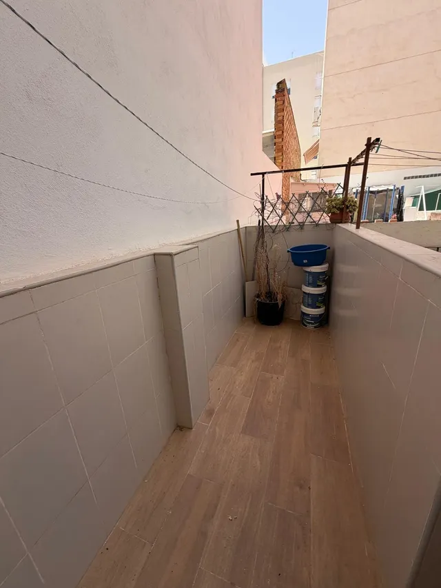 VENTA DE AMPLIA VIVIENDA PARA ENTRAR A VIVIR ZONA SAN JUAN PUEBLO — 30