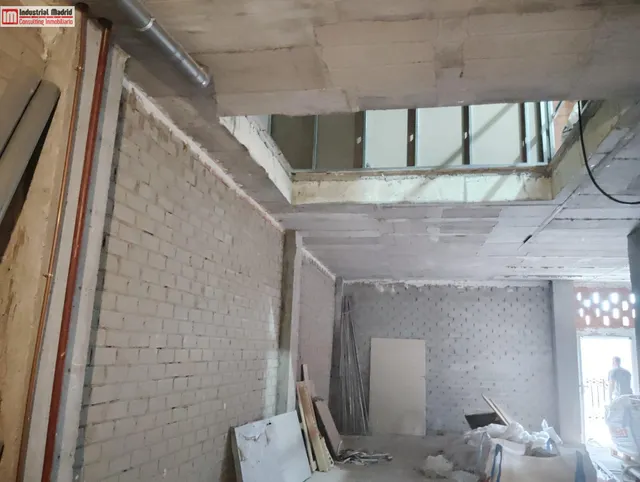 LOCAL COMERCIAL EN ARGANDA EN VENTA Y ALQUILER. — 3