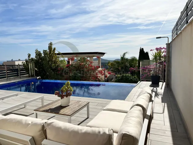 Villa en Balcón de Finestrat con piscina infinity, tecnologí - foto 2