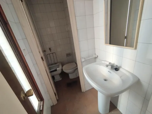 LOCAL DE ESQUINA DE 222 M2 - CO. MAGROS — 12
