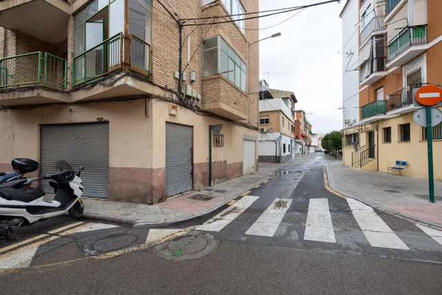 Local Comercial en Zaidín para Reformar - Excelente Ubicación — 13