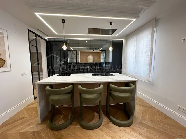 Exclusividad Absoluta en Calle Goya: 5 Suites y Luz Incompar - foto 3