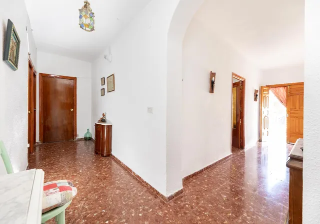 Chalet en zona residencial de Deifontes — 23
