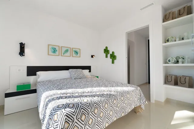 Villa de una planta con piscina privada y solárium en La Herrada, Los Montesinos — 9
