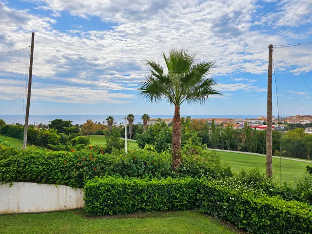 MAGNÍFICO APARTAMENTO DE 2 DORMITORIOS CON GRAN TERRAZA, JARDÍN PRIVADO Y VISTAS AL MAR Y AL GOLF – DOÑA JULIA, CASARES COSTA — 41
