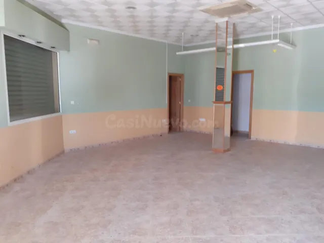Local comercial 82m² en venta - Andalucia — 4