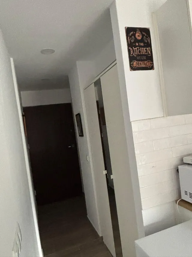 Acogedor Apartamento Reformado en Benidorm, Ideal para Inversión — 9