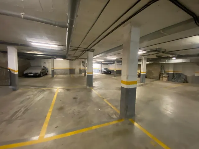 SE VENDE PLAZA DE APARCAMIENTO EN RUBÍ — 5