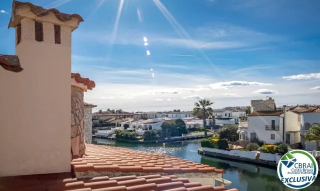 Magnífica casa de pescador con fondeo y piscina — 16