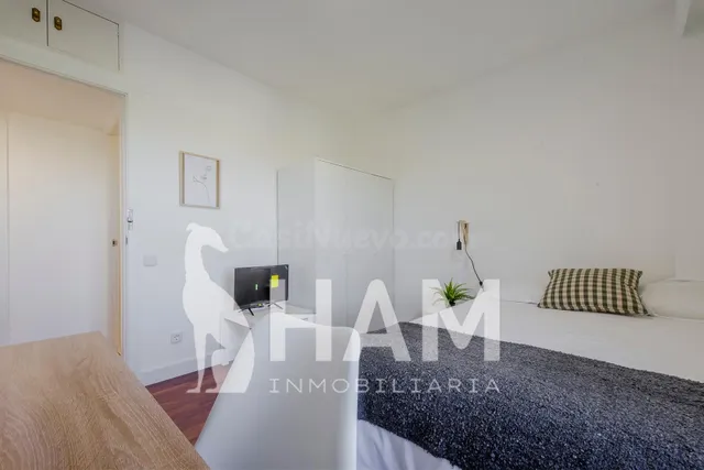 ¡MAGNÍFICA HABITACIÓN EN ALQUILER! — 2