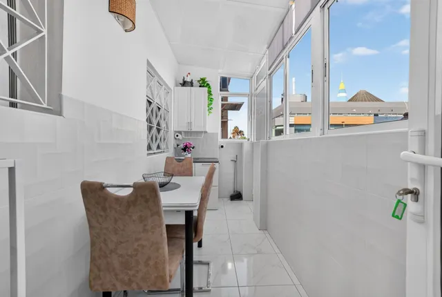 Res. Europa - Bungalow reformado con jardín, 2 dormitorios y entrada para el coche — 11