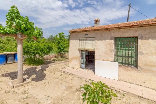 Casa con terreno en la Raya