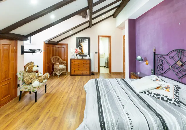 Chalet independiente con piscina privada en Barrio de Monachil – Vistas espectaculares y gran parcela. — 25