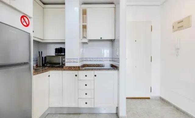 APARTAMENTO EN TORREVIEJA DE 2 DORMITORIOS 2 BAÑOS (PLAYA DE LOS LOCOS) — 10