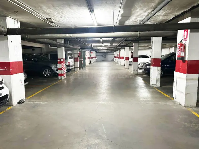 ¡¡ GARAJE EN LA AVENIDA DE CÁDIZ !! - foto 3
