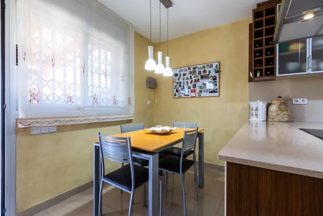 Espectacular Casa en Castellar del Vallès — 16
