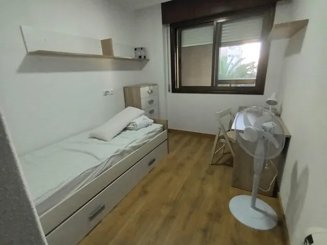 Piso de 4 dormitorios con garaje y trastero — 19