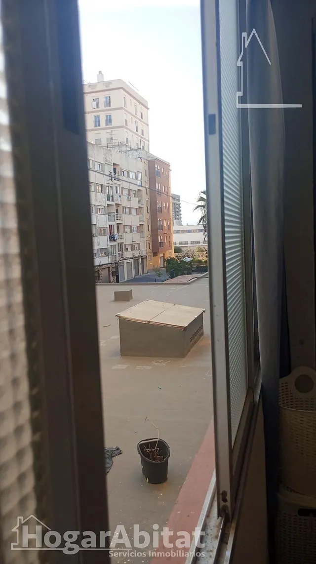 ¡Oportunidad para reformar! Acogedor, luminoso y exterior, cerca del puerto — 14