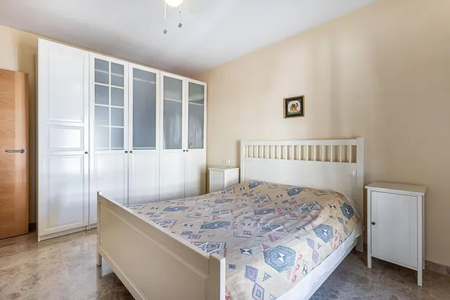Adosado con espectacular terraza panorámica y piscina a 20 min de Granada — 15