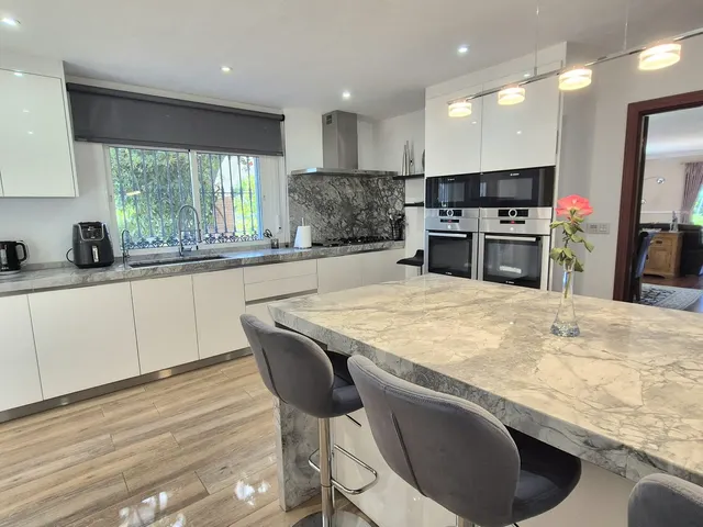 Chalet 4 habitaciones 238m² en venta - Marbella — 12