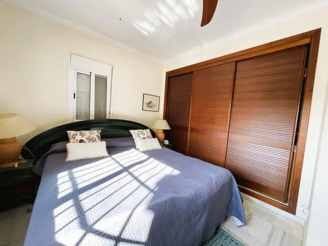 Villa en venta en Nueva Andalucía, Marbella, con vistas al mar y cerca de Puerto Banús — 27
