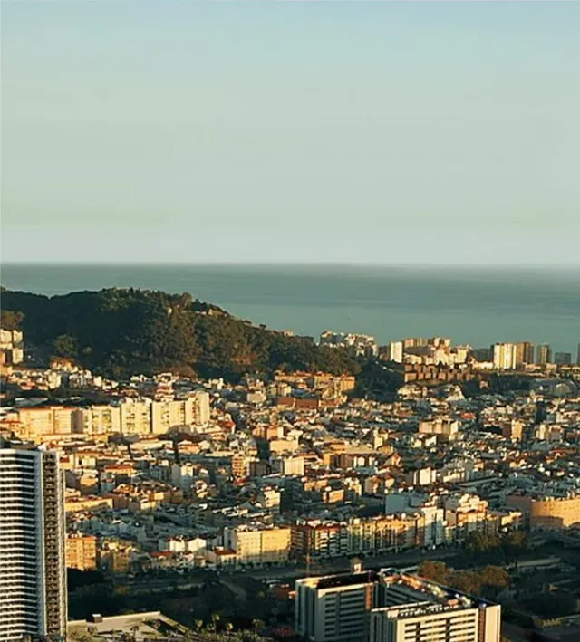 FANTASTICO APARTAMENTO EN EDIFICIO DE LUJO Y ESPECTACULARES VISTAS — 14