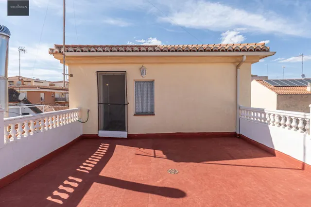 MAGNIFICA CASA EN LAS GABIAS — 6