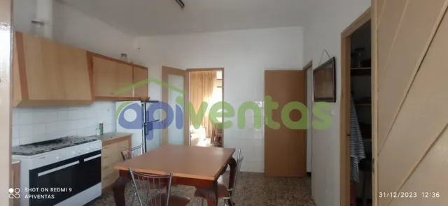 Casa con terreno y nave, LA ESCUCHA — 18