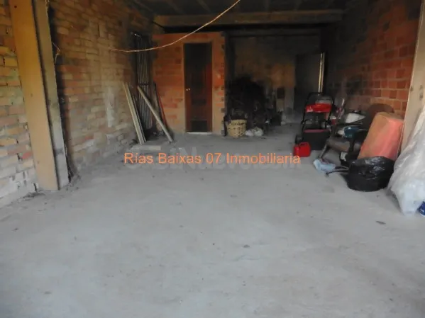 REF 2491 LOCAL 101 m2 CABRAL -SANTA MARINA (VIGO) - foto 4
