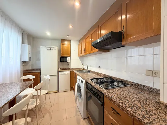 Piso en Alquiler 2 Dormitorios 1 Baño Con Muebles — 12