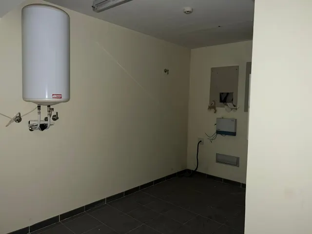 LOCAL COMERCIAL EN EL CENTRO DE PONFERRADA — 15