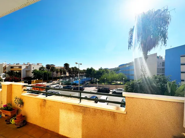 Apartamento de 3 dormitorios 1 baño en aguamarina (orihuela costa) — 20