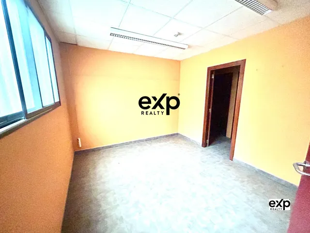 Planta baja diáfana en zona  La Petxina-Juan Llorens — 32