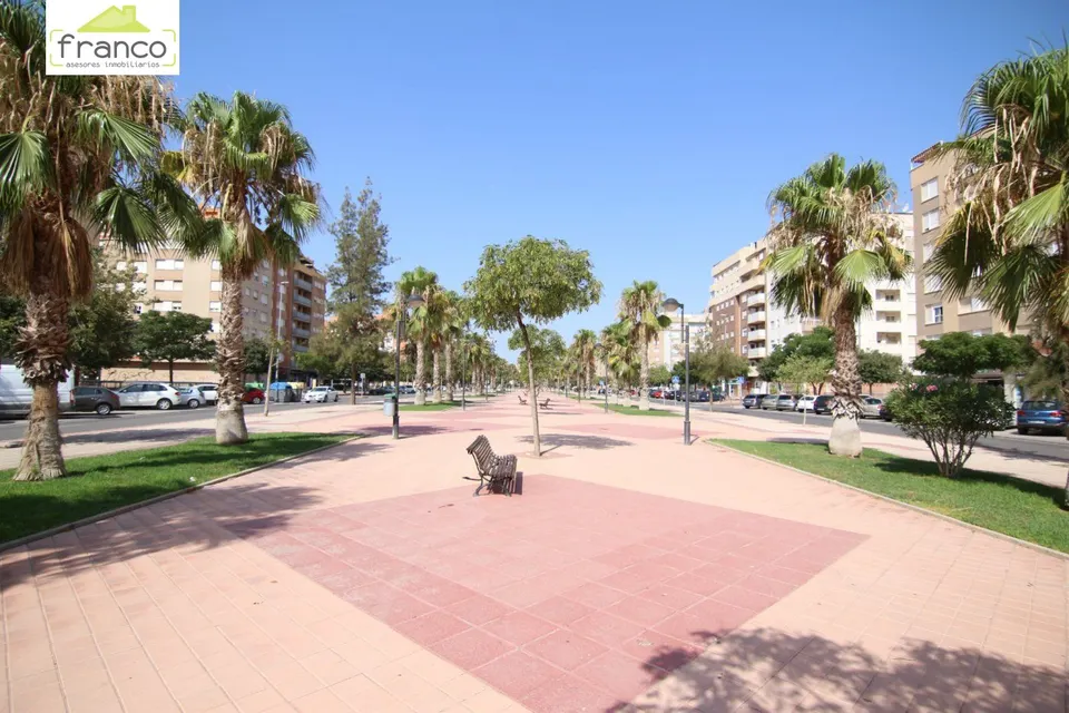 Plaza de garaje en alquiler en Ronda Sur