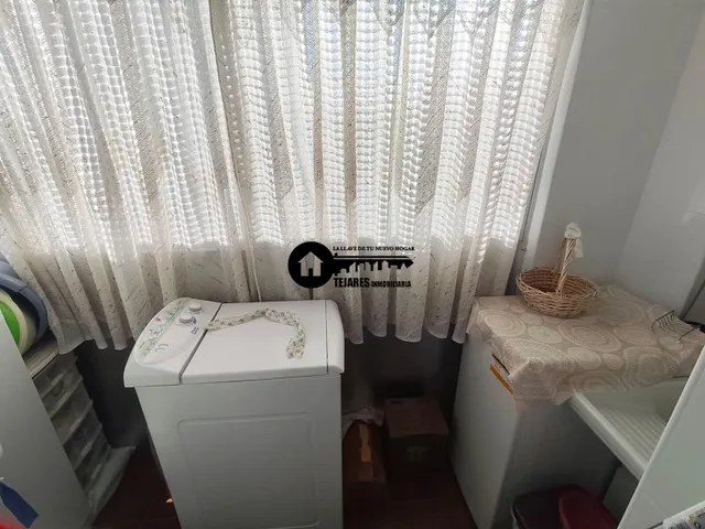 Inmobiliaria tejares vende estupendo piso en zona ensanche — 8