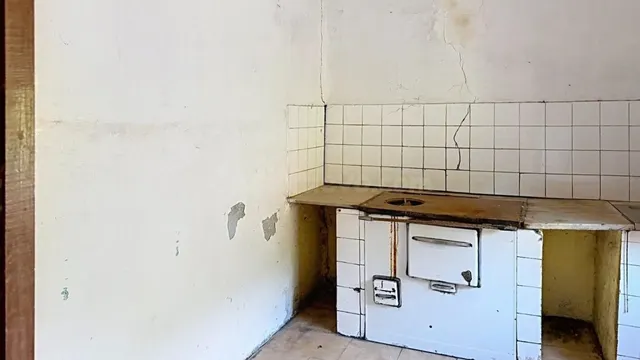 Si quieres vivir en plena naturaleza, esta es tu oportunidaad.Casa pareada para rehabilitar en Malpica , a tan solo 10 minutos del centro de oviedo — 28
