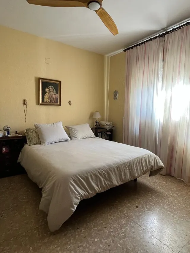 PARCELA DE 3000 M2 SEGREGABLE EN TRES CON DOS CHALETS — 32