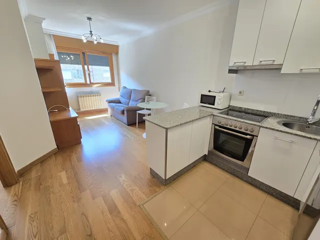 VIVIENDA IMPECABLE CON GARAJE Y BODEGA — 18