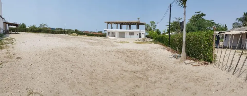Casa con terreno 200m² en venta - Tierra Baja