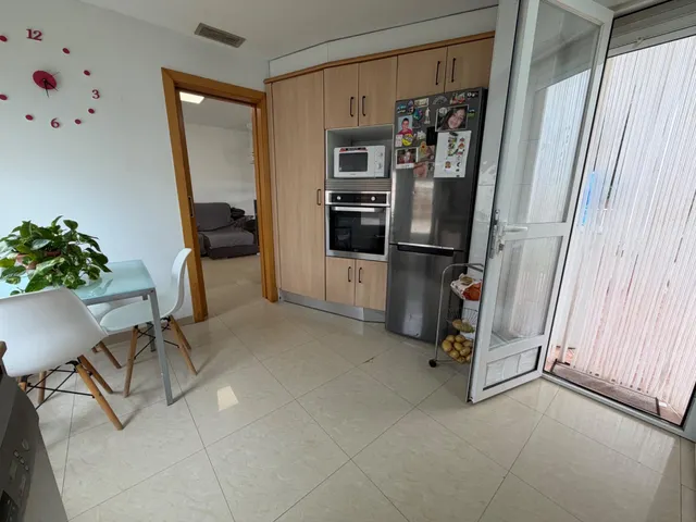 INTERESANTE CHALET EN LA POBLA DE VALLBONA — 12