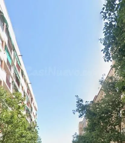 Apartamento pequeño en Hospitalet de Llobregat para inversión
